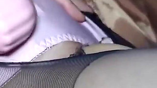 Clean and Idol-style Duo Shine at Their Peak, a Striking Visual Record of Relentless Chemistry