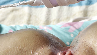 Beautiful Gitl Masturbating