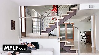 Mylf - Big Assed big titted stepmother Summer Hart gets her pink cougar pussy swollen by screwing her sonny