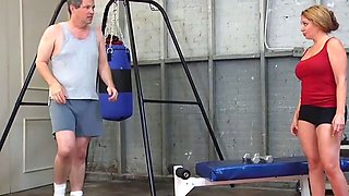 Hardcore foot idolize and a sole job in gym