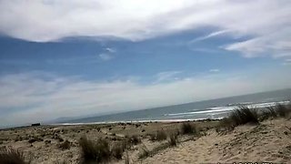 Gladys s'éclate sur la Plage des Casernes !