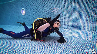 Scuba Retreat Part 2: Fin Hover & Bouancy Training Trouble