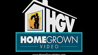 Gorgeous lesbians eat pussy