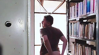 I Broke My Record for Reaching Orgasm in Front of People While Being Caught Inside the Library.