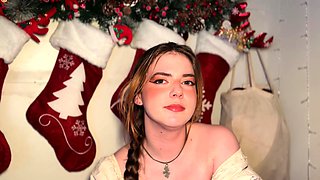Lovely Amateur teen brunette masturbating outdoor
