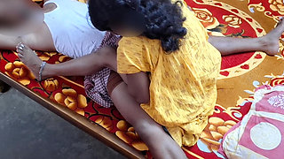 Desi Indian Girlfriend Fucked In Oyo