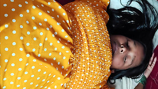 Desi bhabhi sex - Jija Apne pregnant sali ko Shahar ghuma raha hai isliye bhabhi ne aapne chut me jija ko dalne Diya.