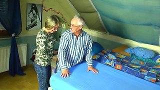 Intense Double Penetration Toy Play Orgy