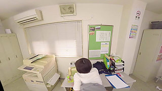 Tempting Offer From the Kansai Wife in the Back Office - 2