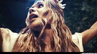 Futa Minotaur Hardcore Fuck - Ava Amira Tied Up & Swallowing Monster Cum