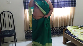 Tamil Mosi Rough Fucked by Neighbor When She Was Dirty Talk with Her Ex-boyfriend