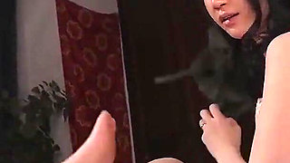 My Girlfriend S Mom Has an Insatiable Sex Drive and She S Exac...secretly Giving Her My Hard Cock Again and Again. Chatper.3