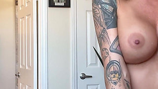 Horny Babe with a Perfect Pussy Fucks for a Creampie