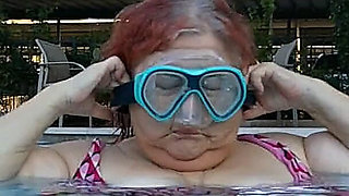 Som Under Water Fun with You Sexy Big Beauty Nurse Vicki
