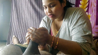 Bhabhi Ki Sexy Malish Se Shuru Hua Full Night Wild Sex Devar Bhabhi Non-Stop Chudai