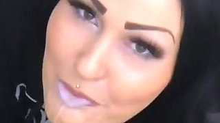 Das Glory Hole Am Busbahnhof