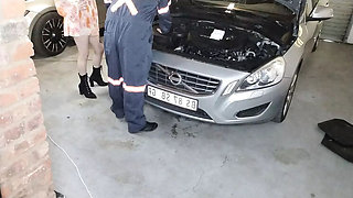 Amateur Housewife Fucked In Car For Cash - Homemade Brunette Babe Cumshot