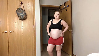 Stepsister lets you cum on her buttcrack