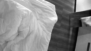 Horny fat arab housewife fingered on amateur hidden cam