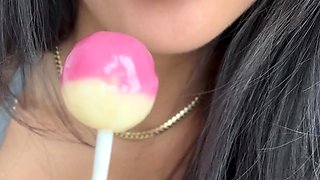 Omege japanese girl with big boobs on cams