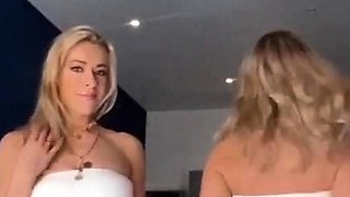 Retro lesbian foot fetish