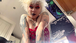 Glitterqueen1999 Eats Her Cheating Boyfriend Giantess Fetish