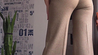 MILF Secretary Teases Tight Ass Till Her Pants Split