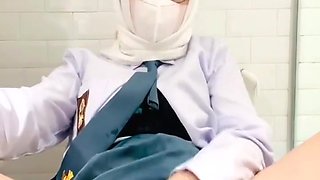 Student 18+ Comes Home From School Caught Masturbation Until Squirt Fountain