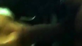 Chupando Rolo no Banheiro - Sexo Oral Amador