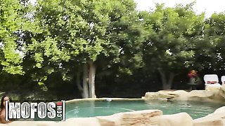 Outdoors porn with cutesy Charles Dera from Mofos