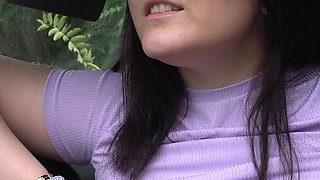 I Show My Boobs in Random Places