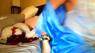 Brunette Solo Webcam Masturbation