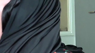 Fucking My Arab Housewife Stepmom in Hijab Before Her Angry Husband Comes Back
