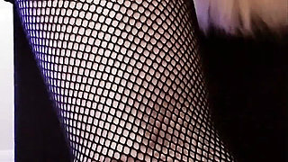 Scarlet Shrinks You! (wmv)