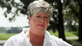 Skyy Knox's Wet Garage Affair Ignites Passion