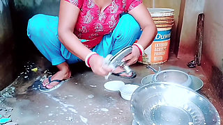 Hot Bhabhi ass fuking. Desi bhabhi